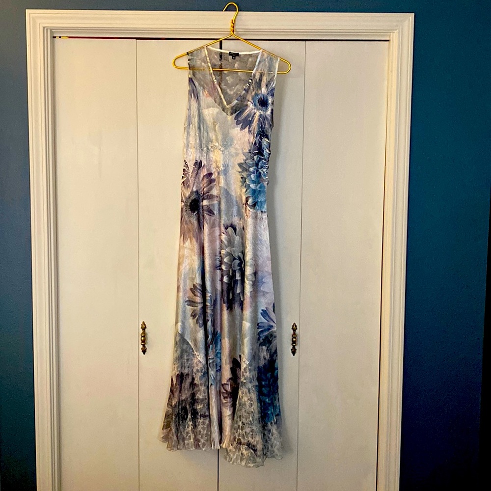 Long dress with shawl